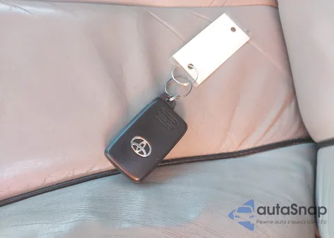 2011 Toyota Venza Base V6 z USA, uszkodzony, nr VIN 4T3ZK3BB5BU038517